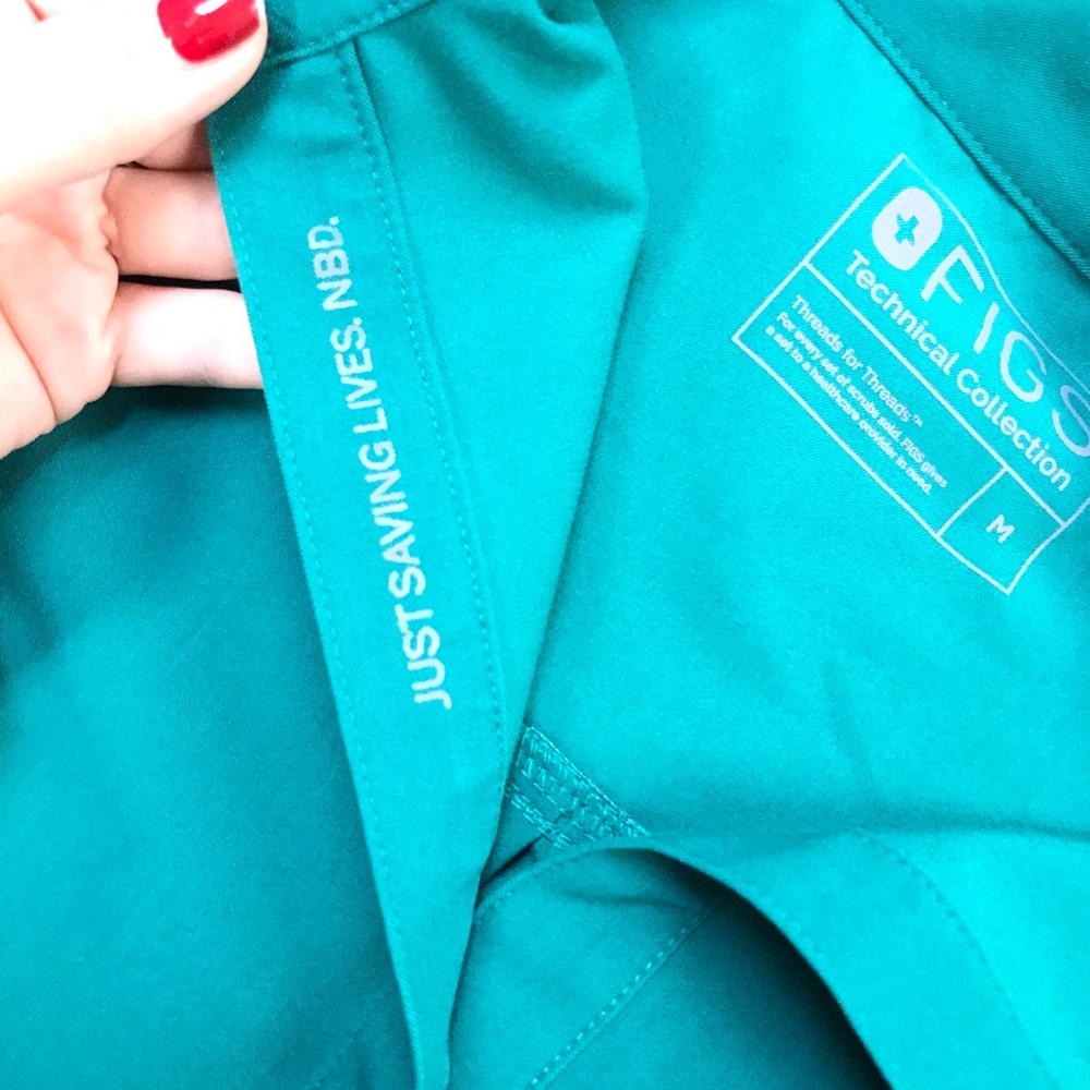 SOLD FIGS Rafaela top & Livingston scrub pants.